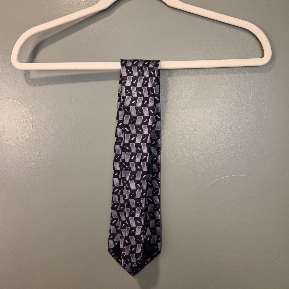 Vintage Van Heusen 100% Silk Men's Neck Tie, Black Gray White